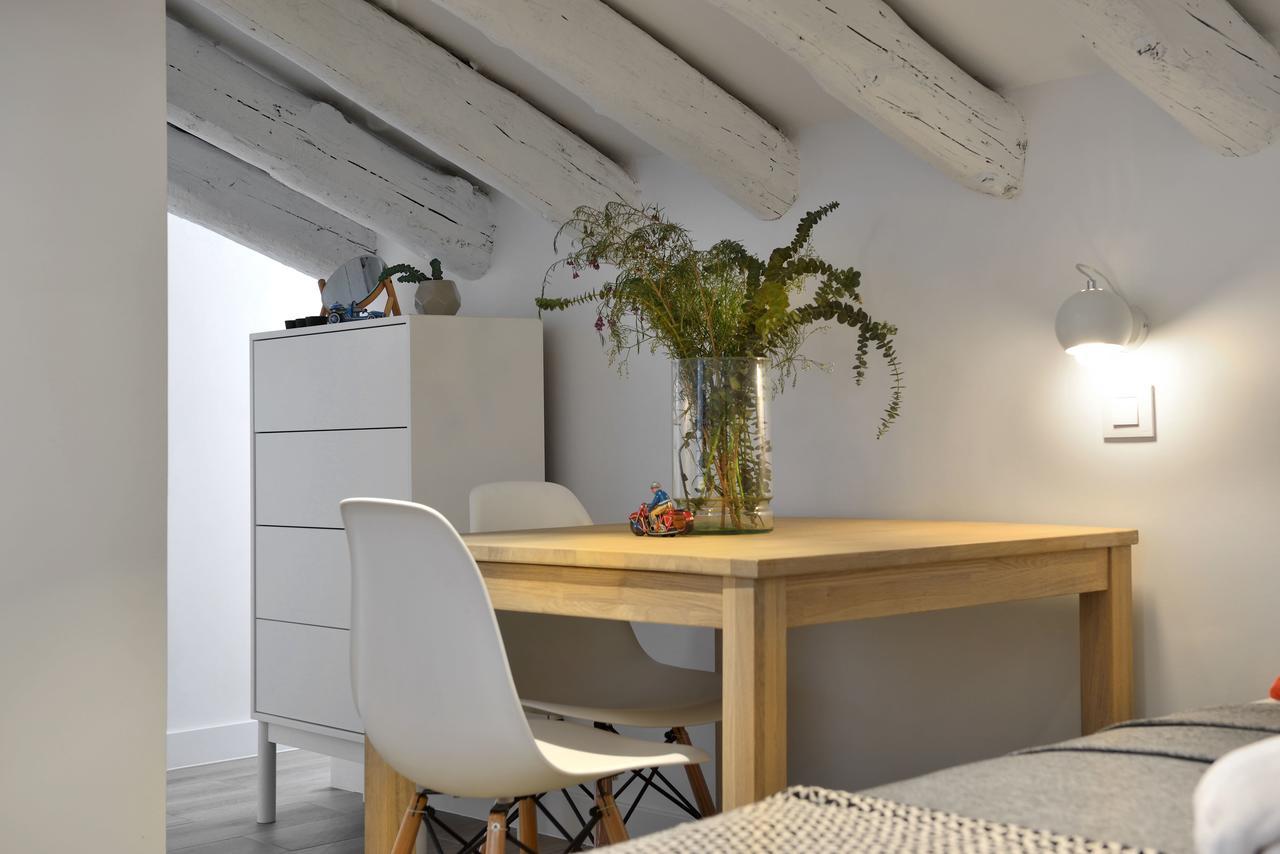 Nqn Aparts & Suites Madrid Esterno foto