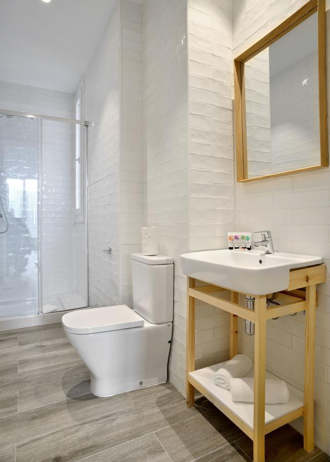 Nqn Aparts & Suites Madrid Esterno foto