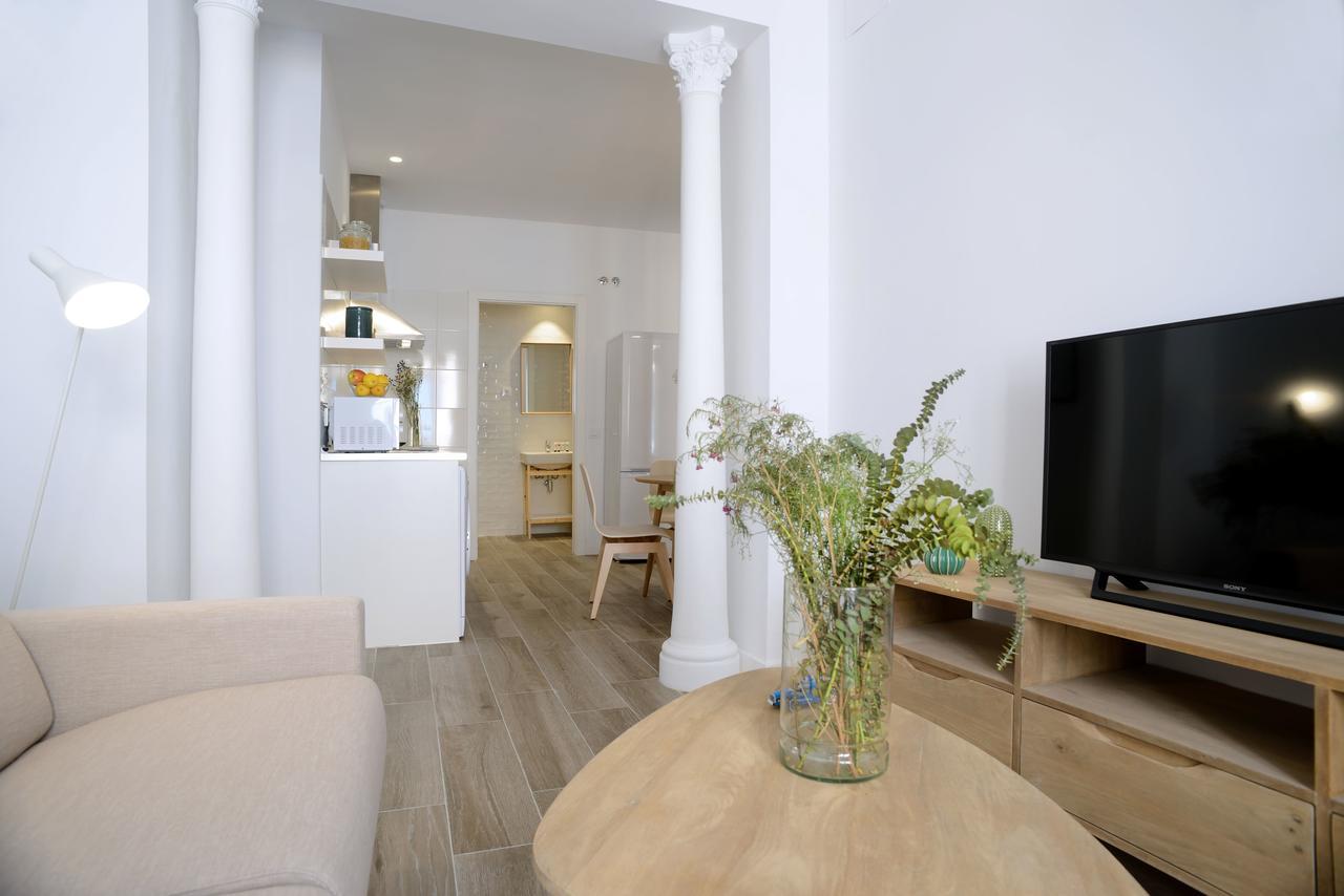 Nqn Aparts & Suites Madrid Esterno foto
