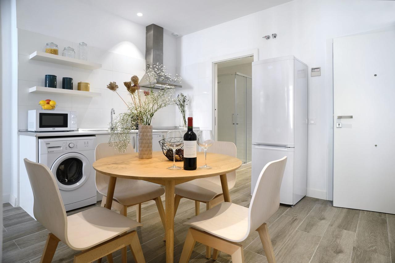 Nqn Aparts & Suites Madrid Esterno foto