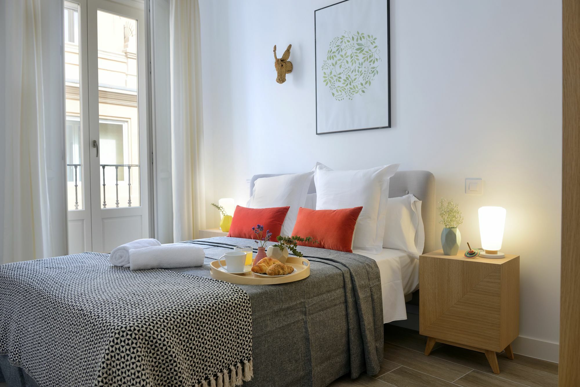 Nqn Aparts & Suites Madrid Esterno foto