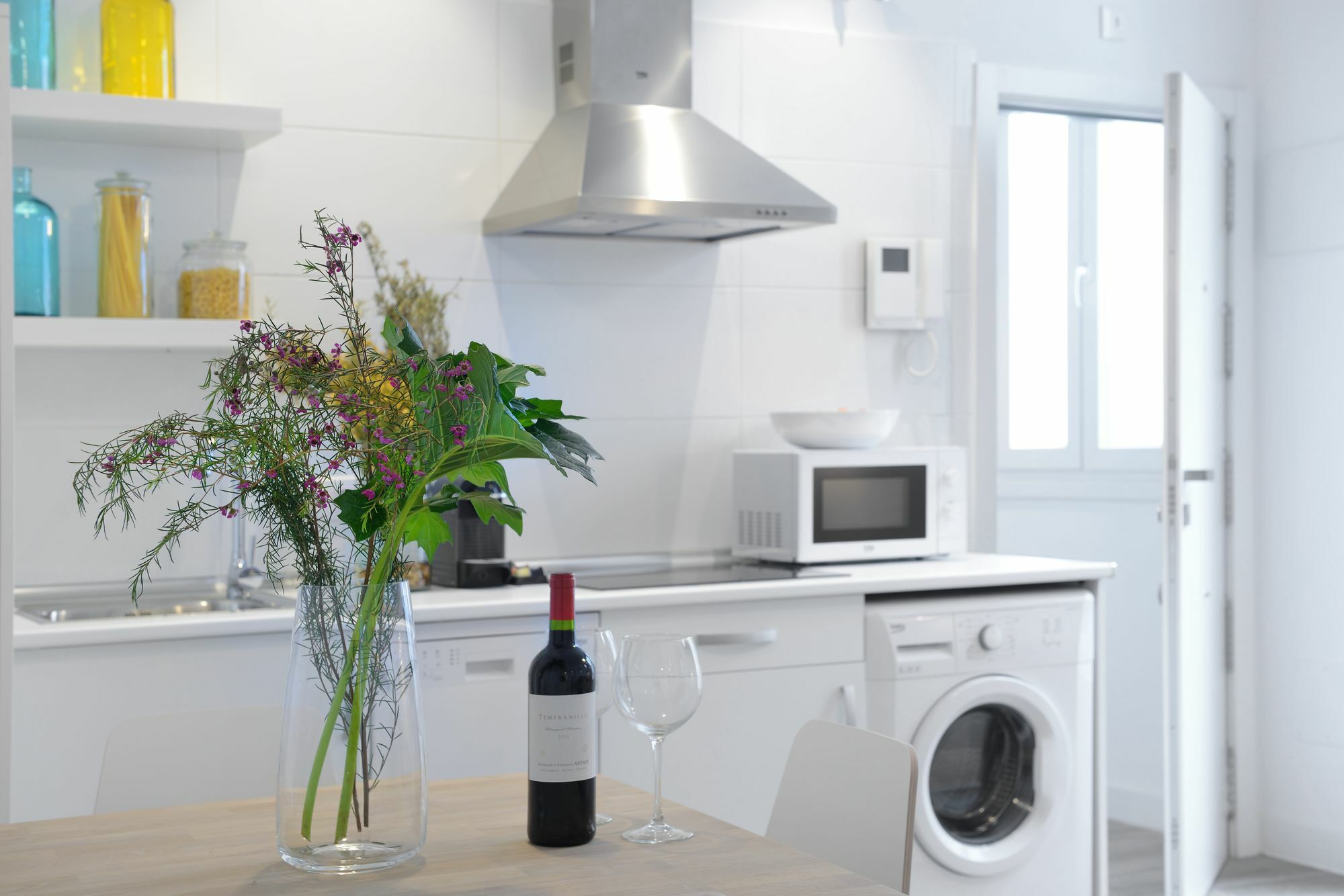 Nqn Aparts & Suites Madrid Esterno foto