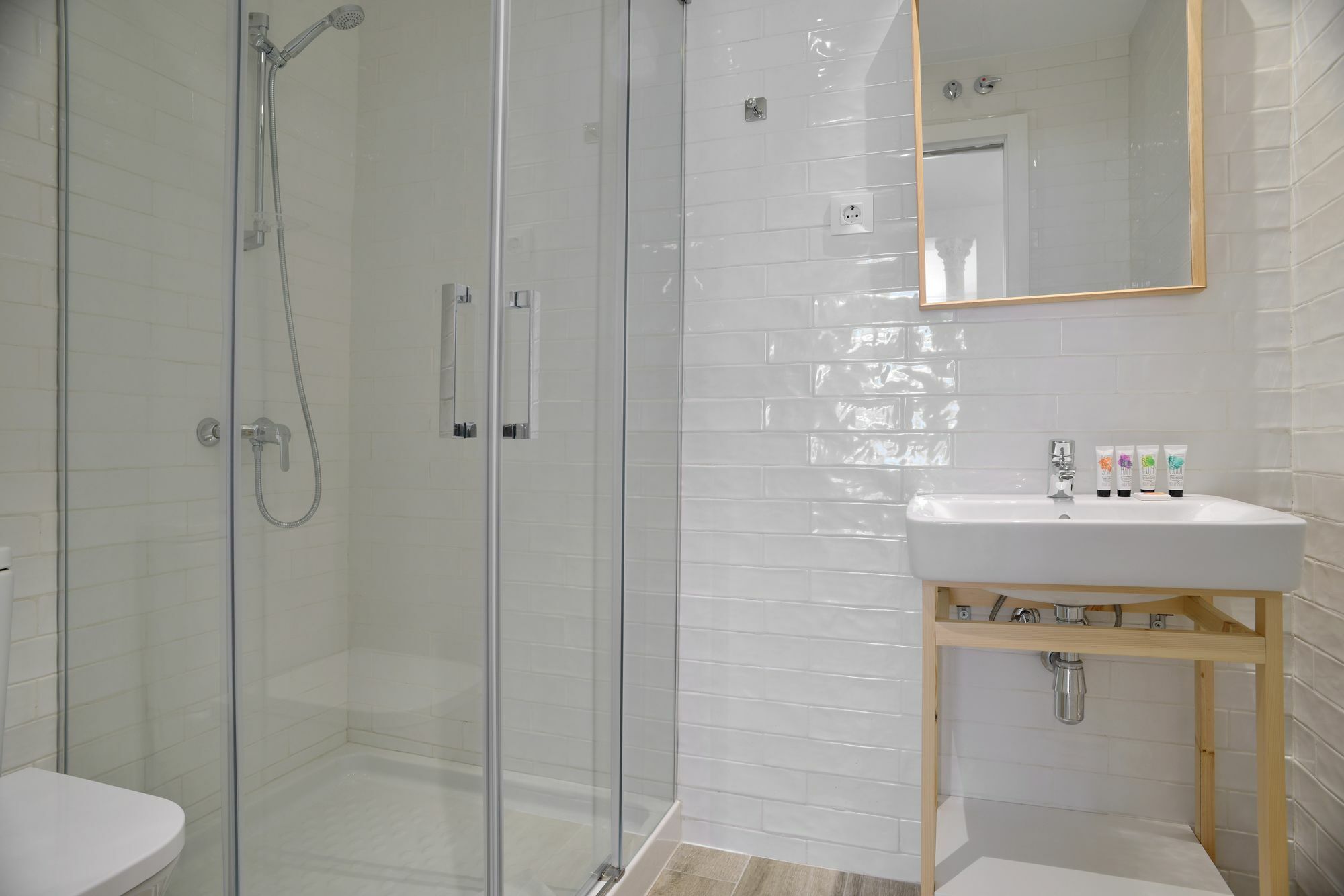 Nqn Aparts & Suites Madrid Esterno foto