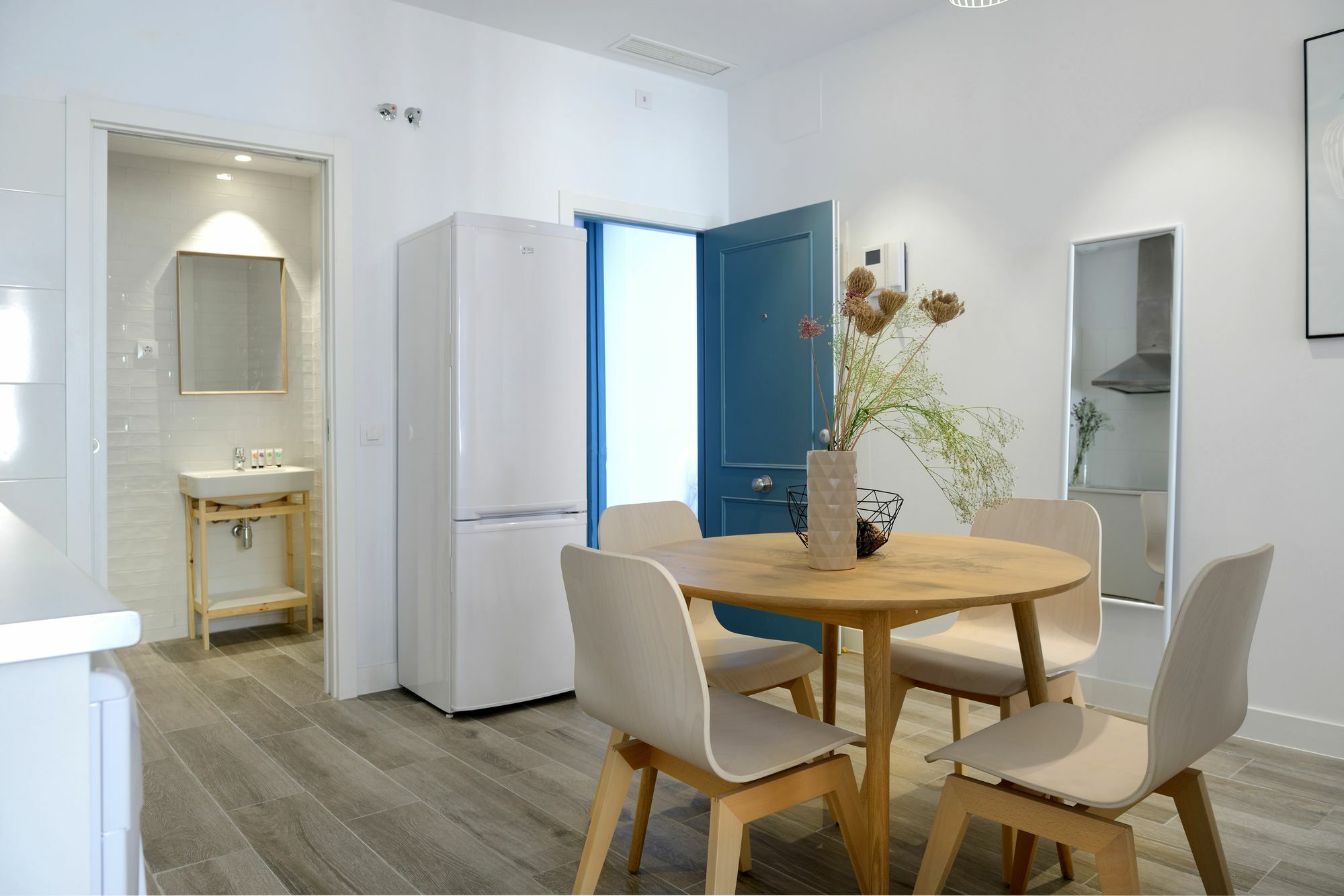 Nqn Aparts & Suites Madrid Esterno foto